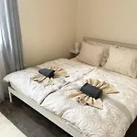 Modern Living Apartment